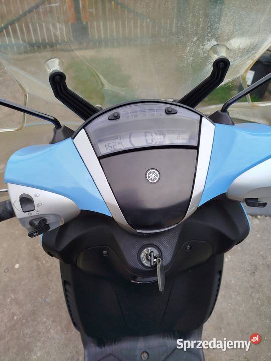 Skuter Yamaha xenter 125 i 4 T pas napędowy Yamaha Gromadka sprzedam