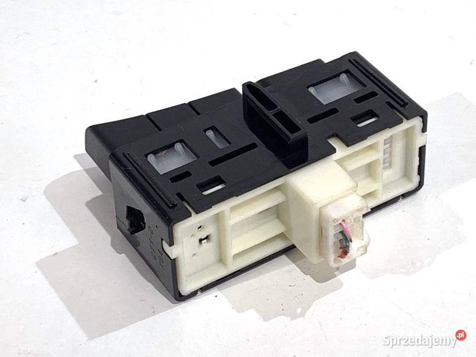 PRZEŁĄCZNIK REGULACJI ŚWIATEŁ LEXUS NX 15D053 podkarpackie