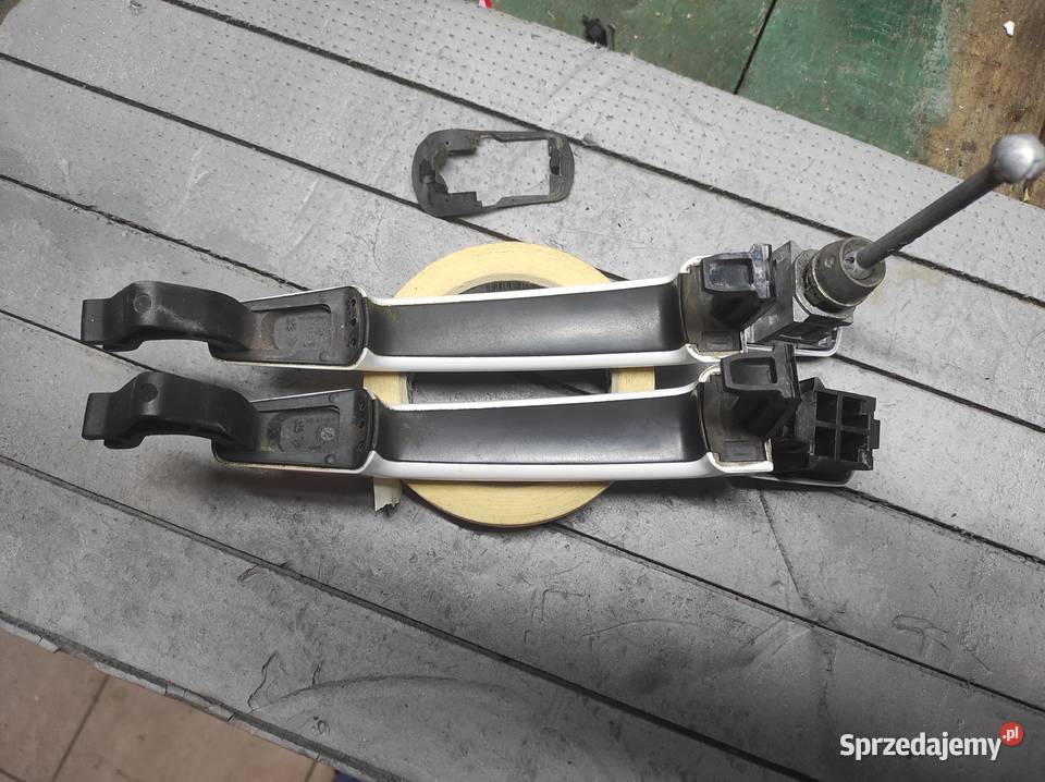 Klamka drzwi Peugeot 2008 208 osobowe Osiek sprzedam