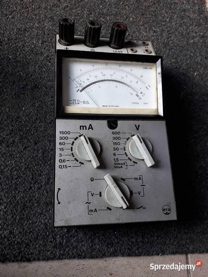 Miernik uniwersalny UM4B
