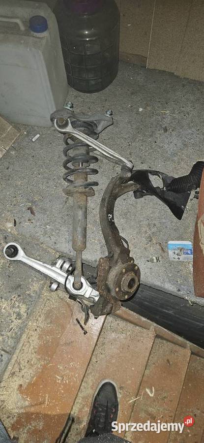 Części do AUDI A6 C5 Sadoleś sprzedam