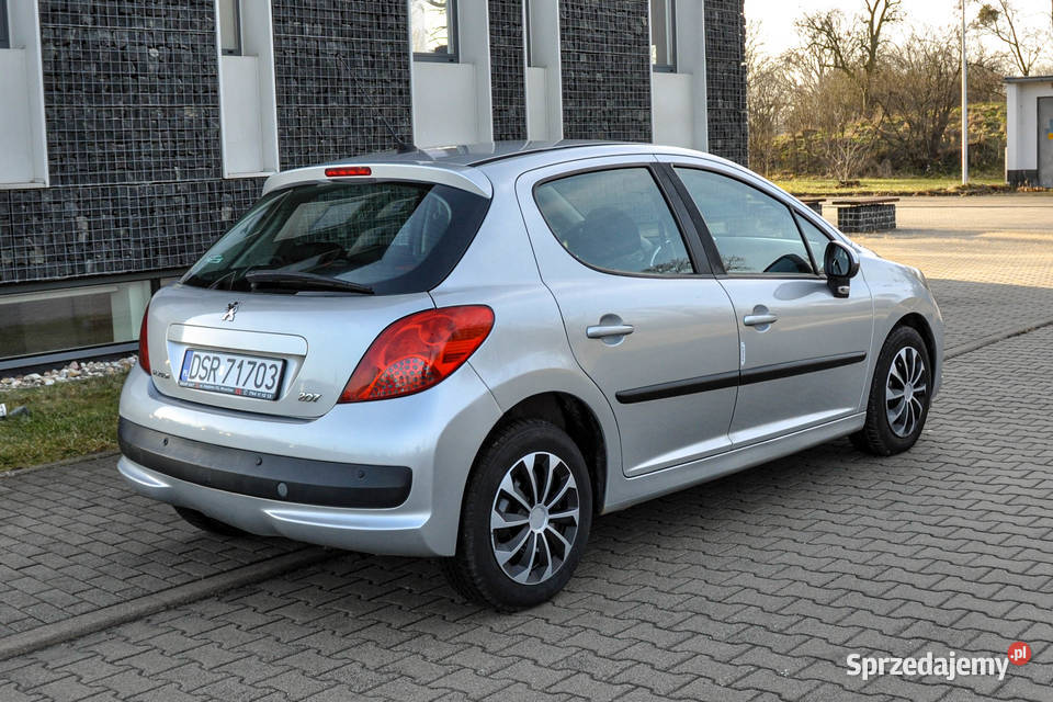 Peugeot 207 14 LPG Salon 168 benzyna+LPG 207