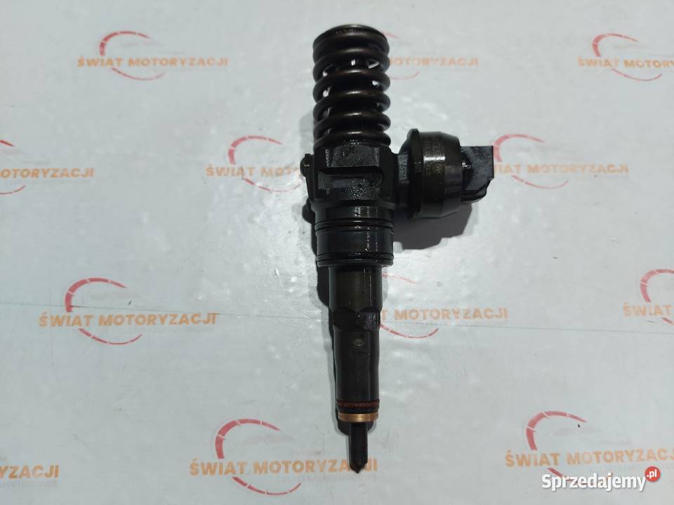 VW Touareg 50 TDI V10 313 AYH 195 wtryskiwacz sprzedam