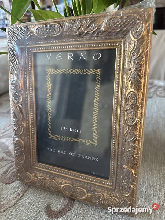 Drewniana rzeźbiona ramka na zdjęcia Glamour dolnośląskie