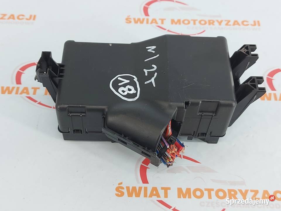 OPEL ASTRA K 16 CDTI 18r skrzynka bezpieczników Kielce sprzedam