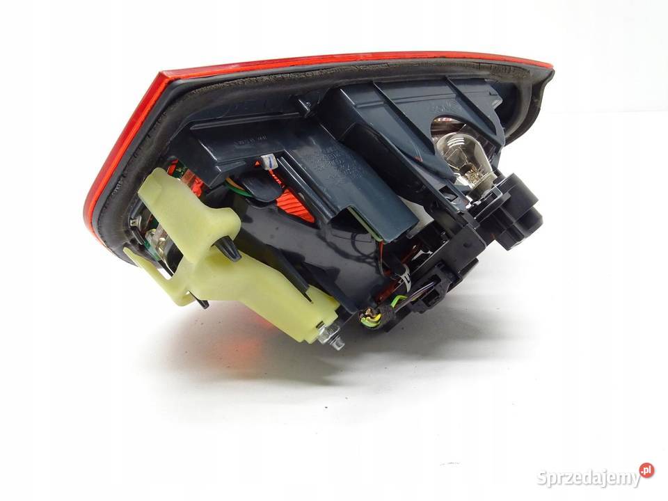 LAMPA LEWA LEWY TYŁ TYLNA W KLAPE LED BMW F30