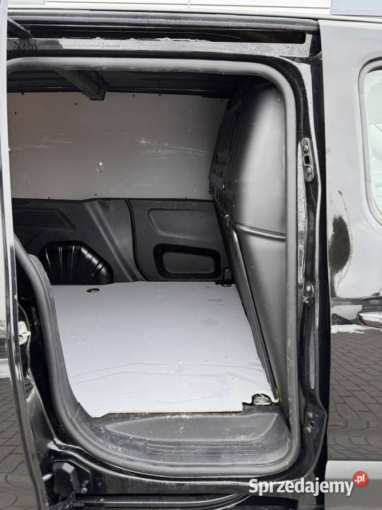 Opel Combo 15Hdi 100 Cargo Pro L1H1 welurowa tapicerka Radom