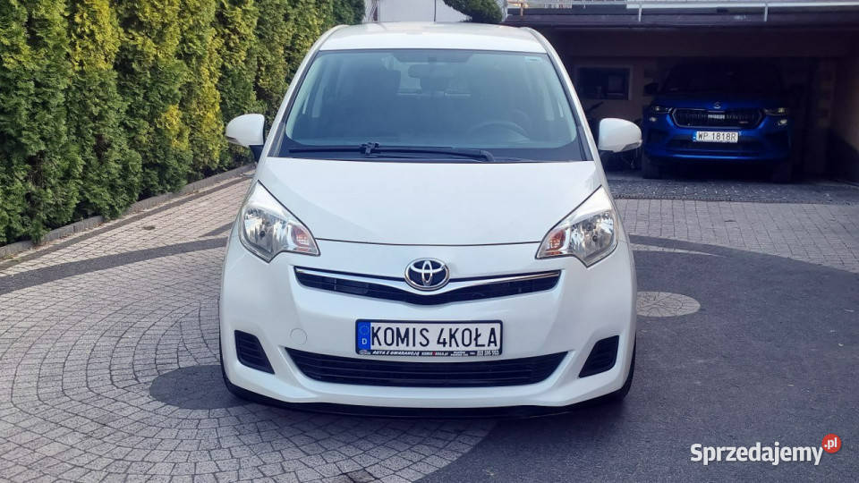 Toyota Verso S Kamera Cofania 6 Bieg 13 99 mazowieckie