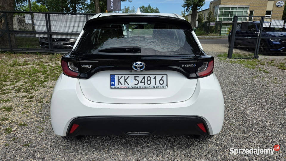 Toyota Yaris 15HSD 125 Salon Bezwypadkowy Otwock Mały