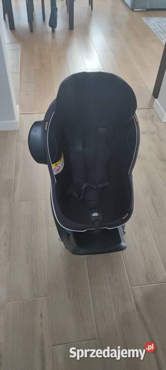 Fotelik samochodowy BESAFE iZi TWIST iSize 018
