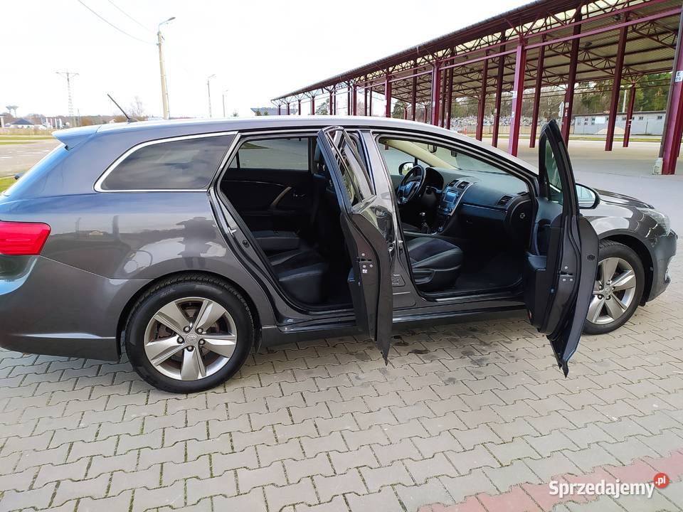 Sprzedam Toyota Avensis T27 Rok produkcji 2014 Szczucin