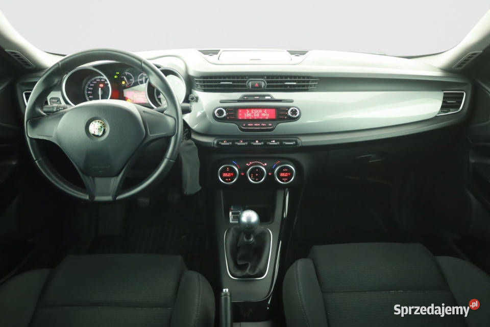 Alfa Romeo Giulietta 14 T Rok produkcji 2011 mazowieckie Piaseczno