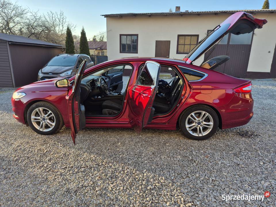 Ford Mondeo 15 160 114 Salon łódzkie Łódź