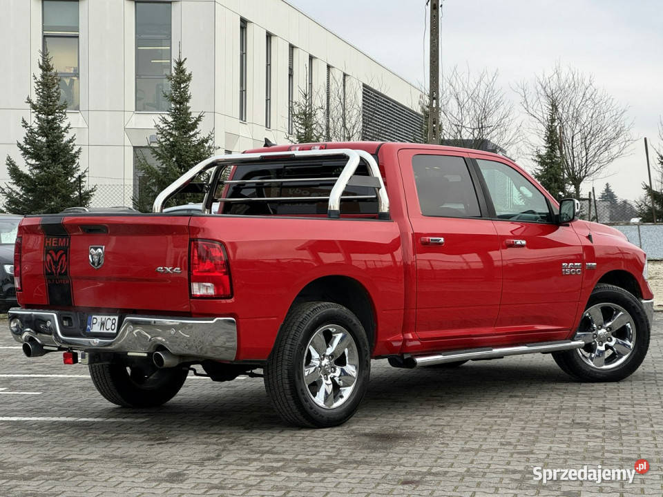 Dodge RAM FILM4x4Kamera CofaniaZarejestrowany w automatyczna Suchy Las