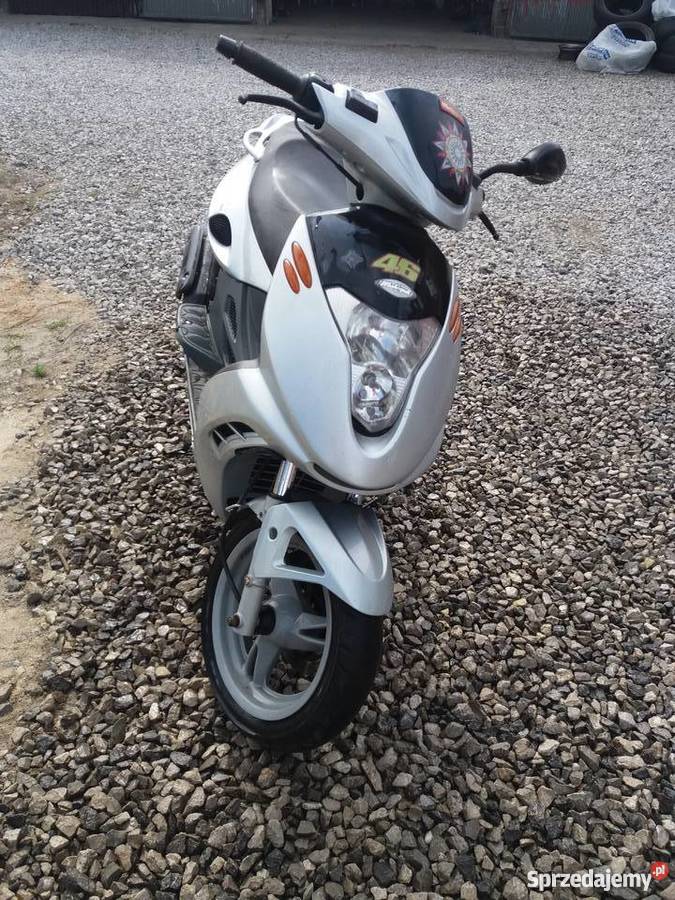 skuter Malaguti F18 150ccm nowy tłok stan nieuszkodzony świętokrzyskie Sandomierz