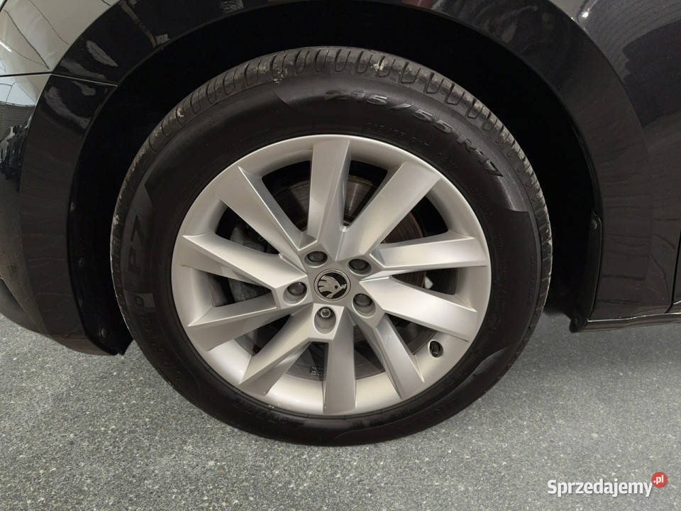 koda Superb VAT 23 Combi Style 20TSI 190 DSG wielofunkcyjna kierownica Myślenice