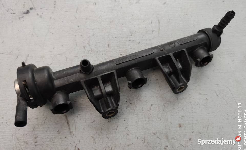 Listwa wtryskowa VW 12 B 03D133329A osobowe Suchedniów sprzedam