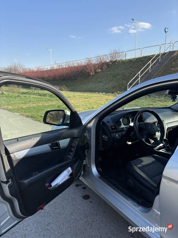 MERCEDES W204 18 kompresor 184 Benzyna GAZ nieuszkodzony Rzeszów