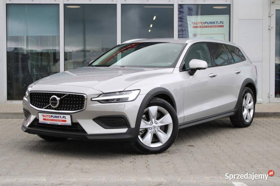 Volvo V60 2024r ACC Podgrzew fotele pt Blis pomorskie Gdańsk