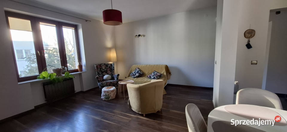 Przytulne mieszkanie 3 pokoje klima piwnica Warszawa