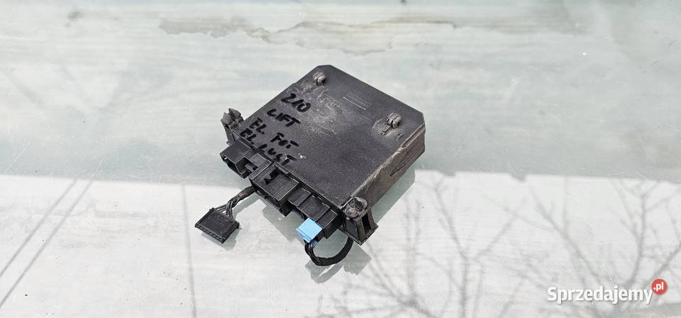 Modul drzwi lewy przód mercedes w210 2108207726 osobowe Pozostałe wielkopolskie Zbąszyń