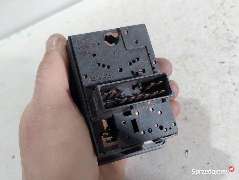 PANEL WŁĄCZNIK ŚWIATEŁ SAAB 95 95 sprzedam