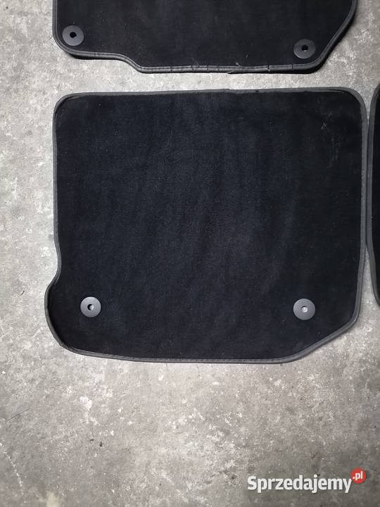 Dywaniki welurowe VW golf 4 Schwarz oryginalne Masłów Drugi
