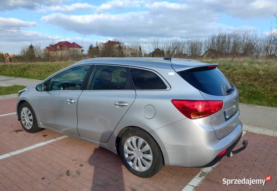 Kia Ceed kombi niski przebieg bogate wyposażenie Cee'd Łomża