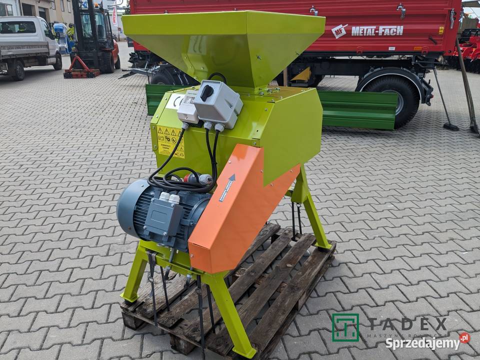 Rozdrabniacz bijakowy Akula S011 11kw ręki Opatówek