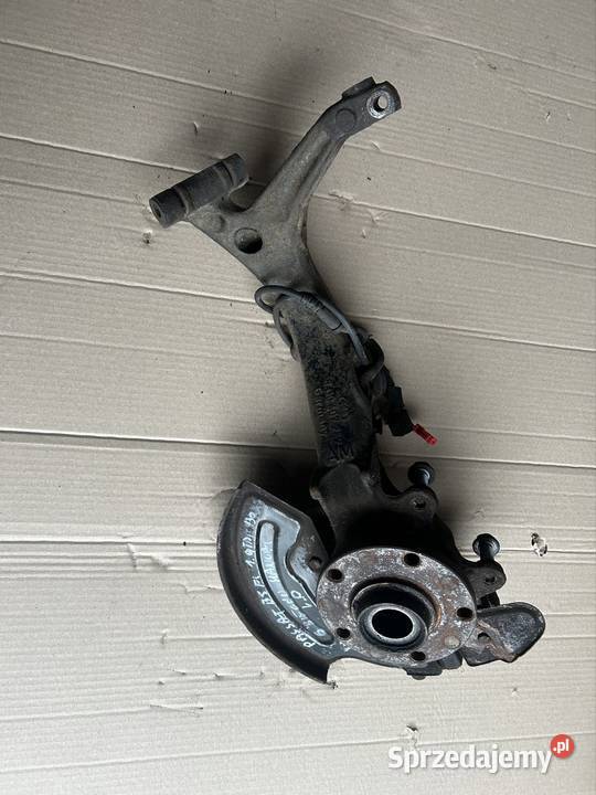 Zwrotnica lewy przód Passat b5 fl 19tdi 130 Bydgoszcz
