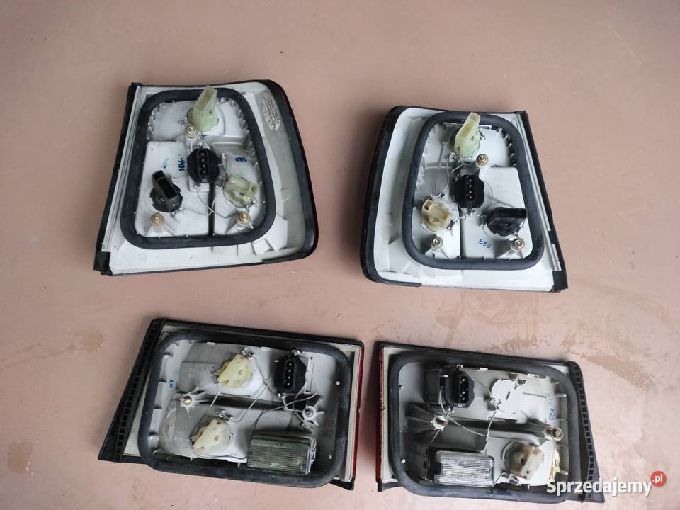 BMW E34 LAMPA TYLNA LAMPY SEDAN KOMBI łódzkie Rąbień AB