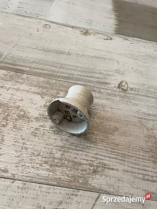 Oprawka porcelanowa E27 Antyki Chudów sprzedam