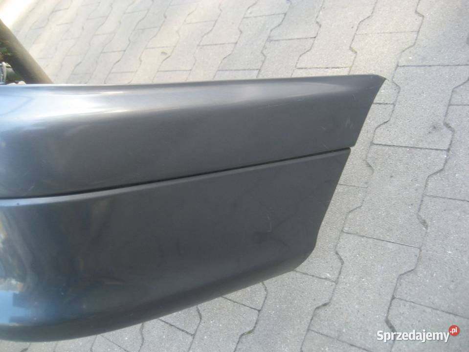 toyota avensis t22 lift 0002r sedan zderzak tył osobowe Rakoniewice