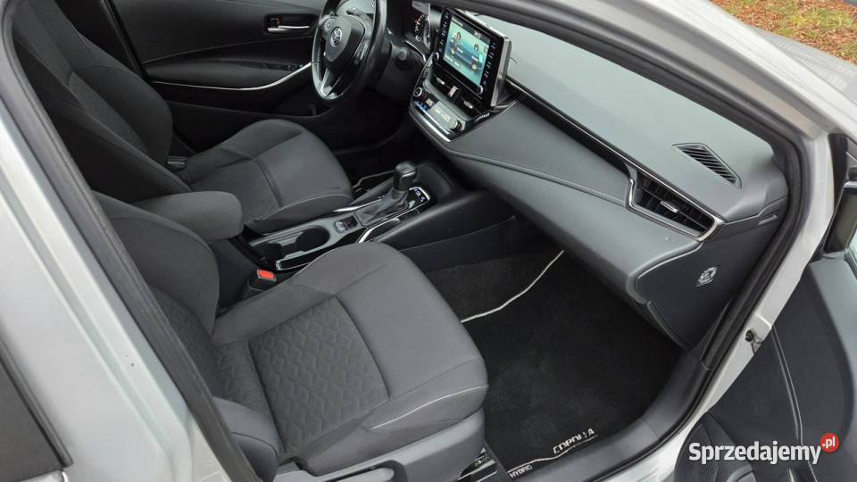 Toyota Corolla 18 HSD FVat 23 Ast Parkowani mazowieckie