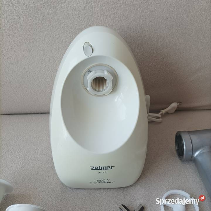 Elektryczna maszynka do mielenia mięsa Zelmer