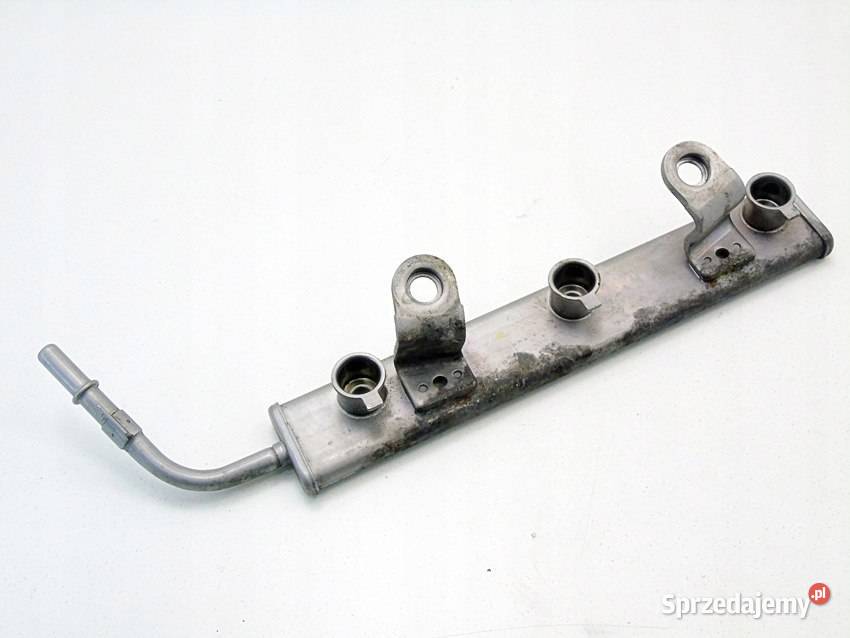 LISTWA WTRYSKOWA PALIWA 10 12 12V SPACE STAR 6