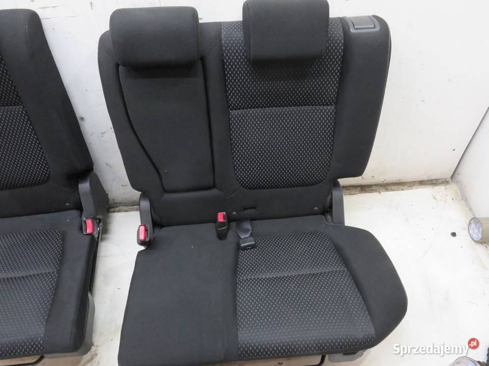 FOTEL FOTELE 2 3 RZĄD PASY DYWAN OUTLANDER III