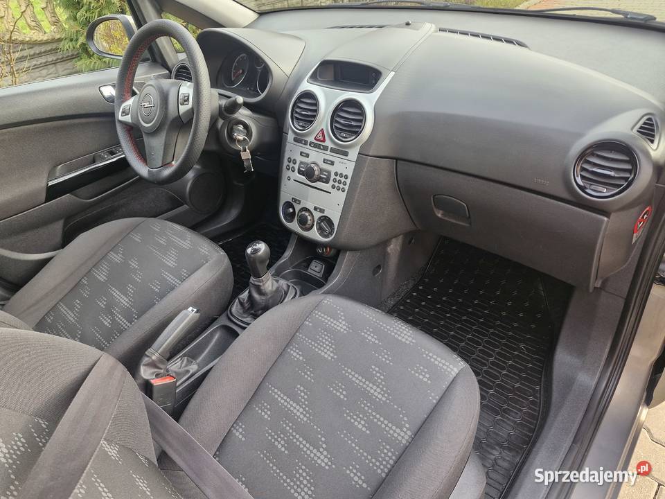 Corsa 12 2014r Corsa