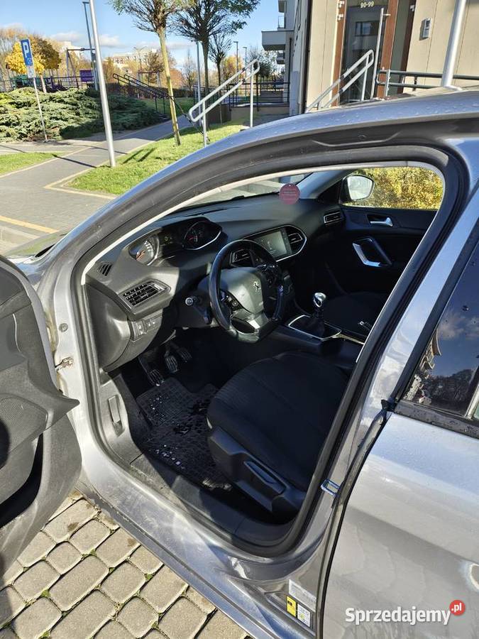 Peugeot 308 SW 12 PureTech dodatki Lublin