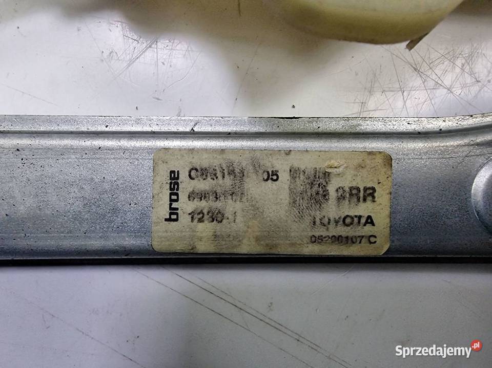 PODNOŚNIK SZYBY PT TOYOTA COROLLA E21 8570102090 kujawsko-pomorskie Lipno