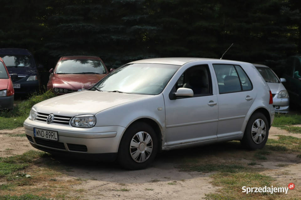Volkswagen Golf 1999r 16 Benzyna 5 Drzwi 1595cm3 mazowieckie