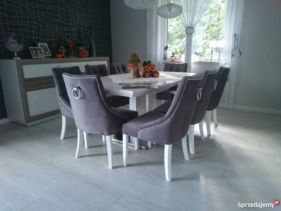 Krzesło shabby vintage pikowane tapicerowane z