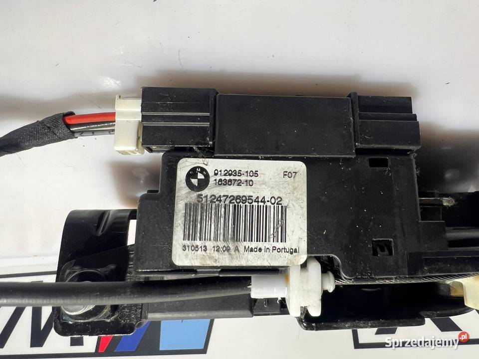 BMW F11 ZAMEK TYLNEJ KLAPY DOCIĄG BAGAŻNIKA