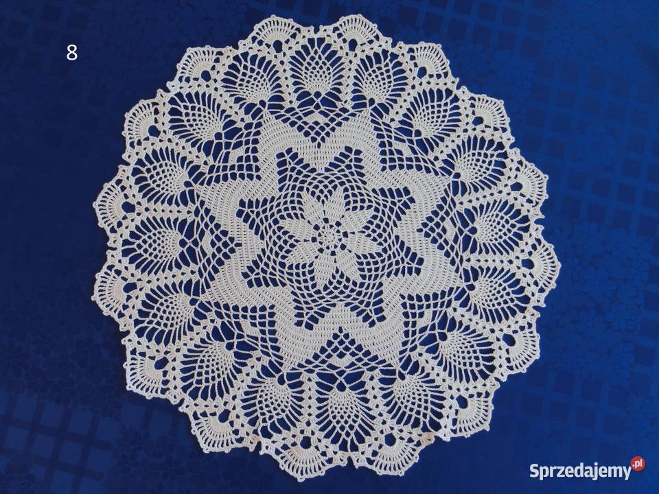 Serwetki różne robione szydełkiem na szydełku