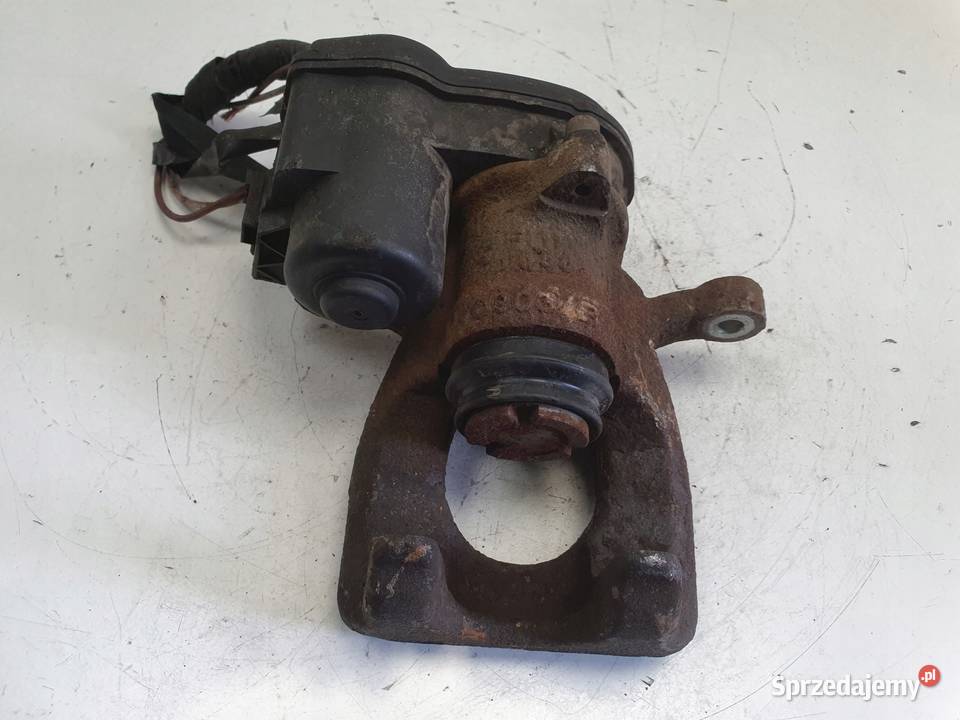 Renault Kadjar TYLNY ZACISK HAMULCOWY prawy tył