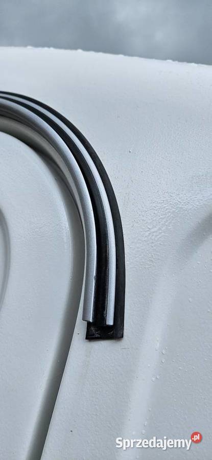 Uszczelka rynny niewiadów n 126 pod drzwi Rok produkcji 1987 Radzionków sprzedam