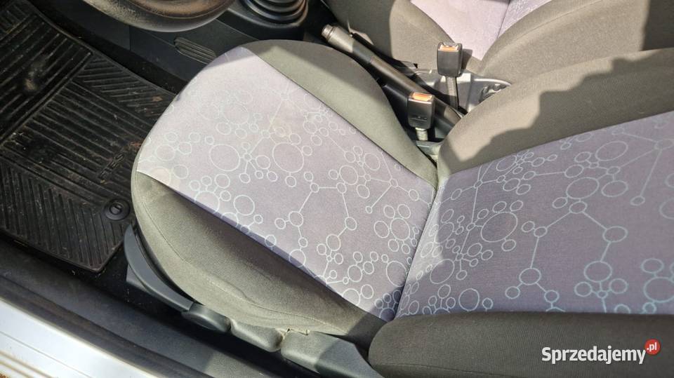 Ford fiesta 13 benzynka super autko 1300cm3 Łuków