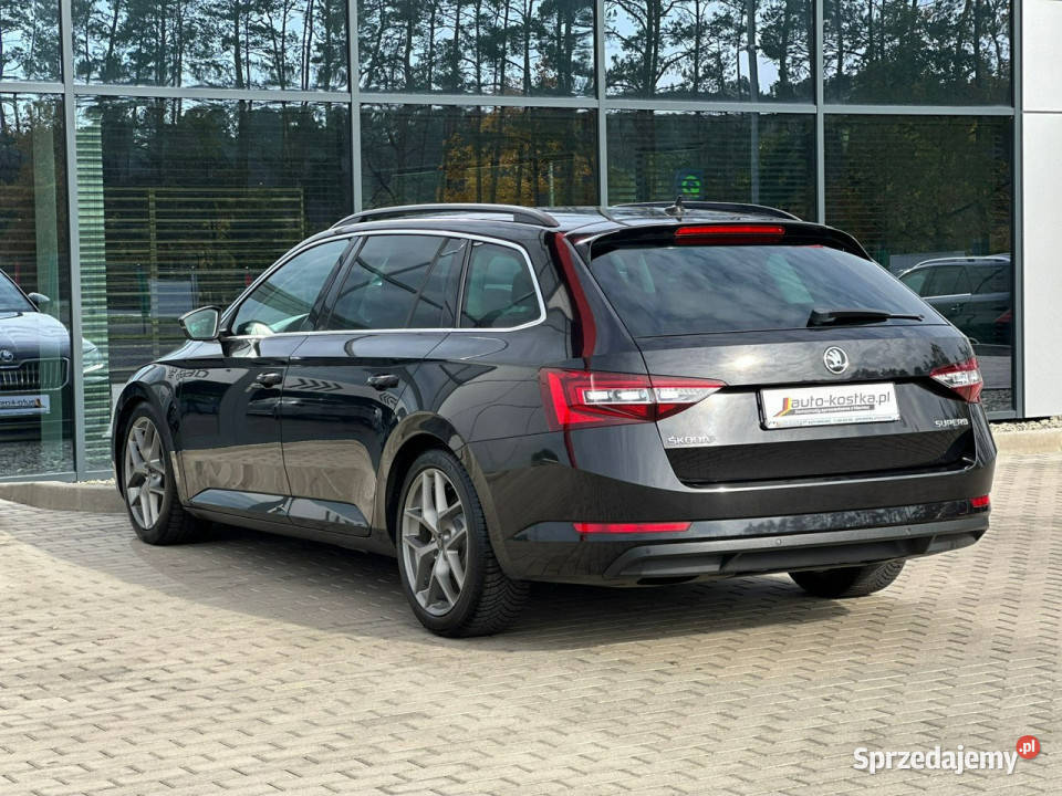 koda Superb Bixenon ElFotelPamięć ElKlapa Navi autoalarm sprzedam