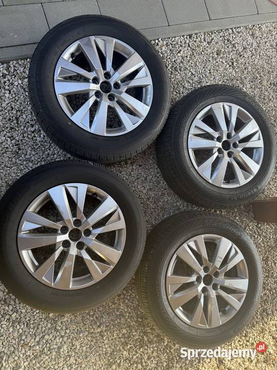 Sprzedam Koła 17 z oponami Peugeot 30085008 Tyczyn