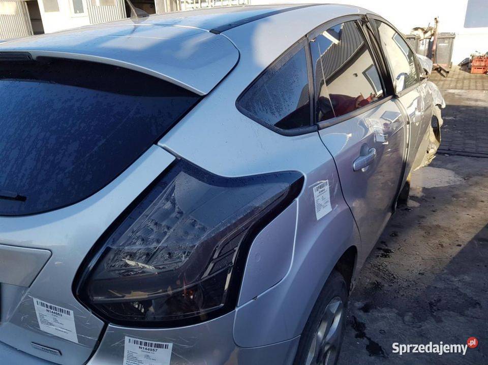 ĆWIARTKA BŁOTNIK PRAWY T MOONDUST SILVER FOCUS osobowe Lipno